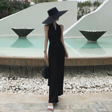 2025 Autumn Dress New French Retro Waist Temperament Showing Thin Legs Hanging Shoulder Black Conjoined Trousers Woman 68HZ