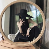 2025 Autumn Dress New French Retro Waist Temperament Showing Thin Legs Hanging Shoulder Black Conjoined Trousers Woman 68HZ