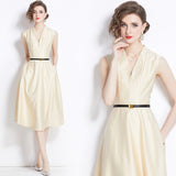 Summer Women's Clothing 2024 New Famous Temperament Sister Light Familiar Air Cold Sense Of High-End Sleeveless V-Neck Dress 68HZ