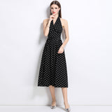French Retro Sleeveless Dress Wave Point Small Bare Back V Collar Hanging Neck Tea Break Skirt Hong Kong Wind Girl Summer 2025 68HZ