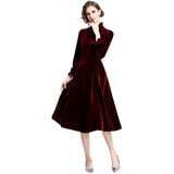 Standing At The New Women's Elegant And Fashionable Court Style Hepburn Long-Sleeved Velvet Dress In Autumn And Winter 2025 68HZ