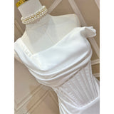 Temperament Design Irregularly Slanted Shoulder-Speeled Thoracic Fish Bone Folded Open-Scrinkled And Forked-Sing-Faced Dress Dress Dress Dress 68HZ