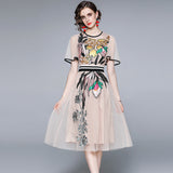 Round Collar Lotus Leaf Short Sleeve Heavy Industry Mesh Embroidery Flower Waist Swing Princess Style Dress 2025 Summer New 68HZ