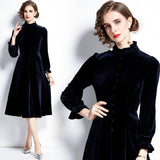 Standing At The New Women's Elegant And Fashionable Court Style Hepburn Long-Sleeved Velvet Dress In Autumn And Winter 2025 68HZ