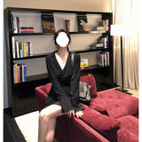 Charming Villain | Sexy Thumping Niche Design Deep V Suit Party Dress Dress One Dress 68HZ